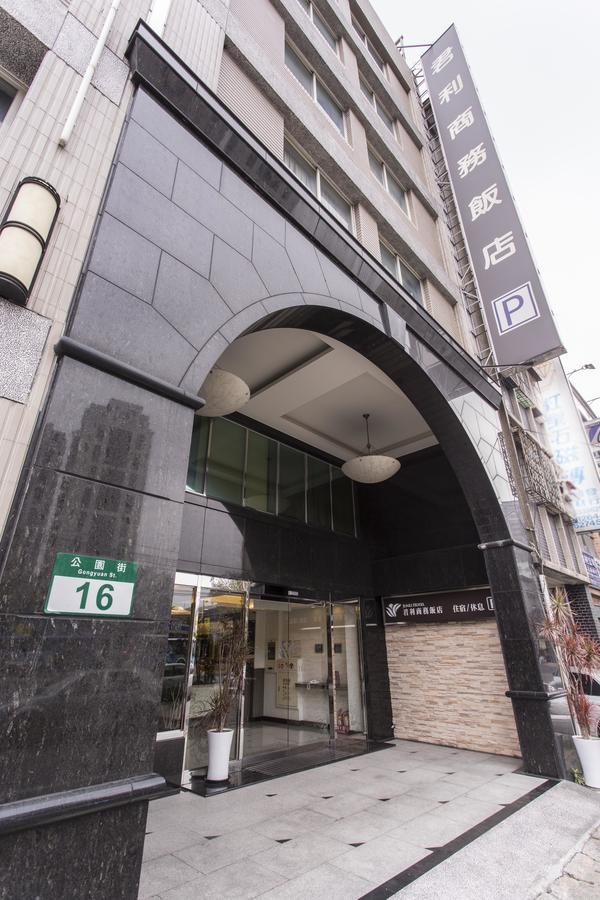 JunLi Hotel Banciao Exterior foto